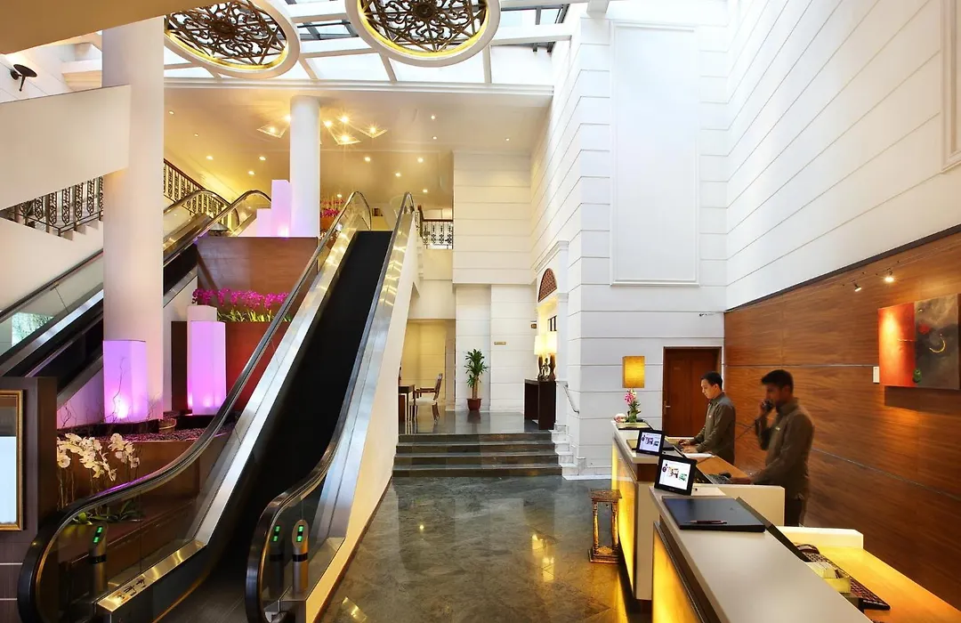 Village Hotel Albert Court By Far East Hospitality-1